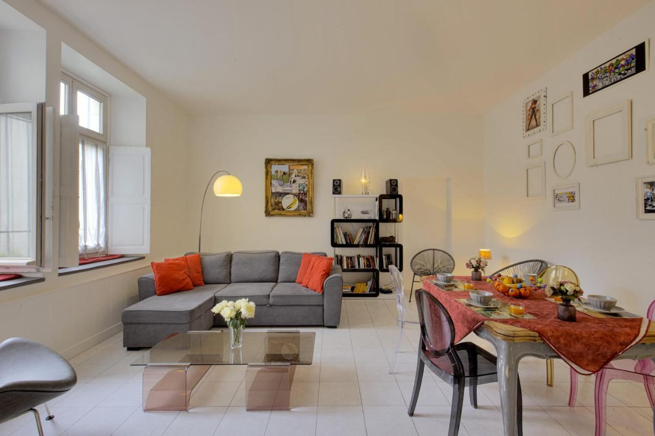 Welkeys - Reine Nathalie Apartment Biarritz Exteriör bild